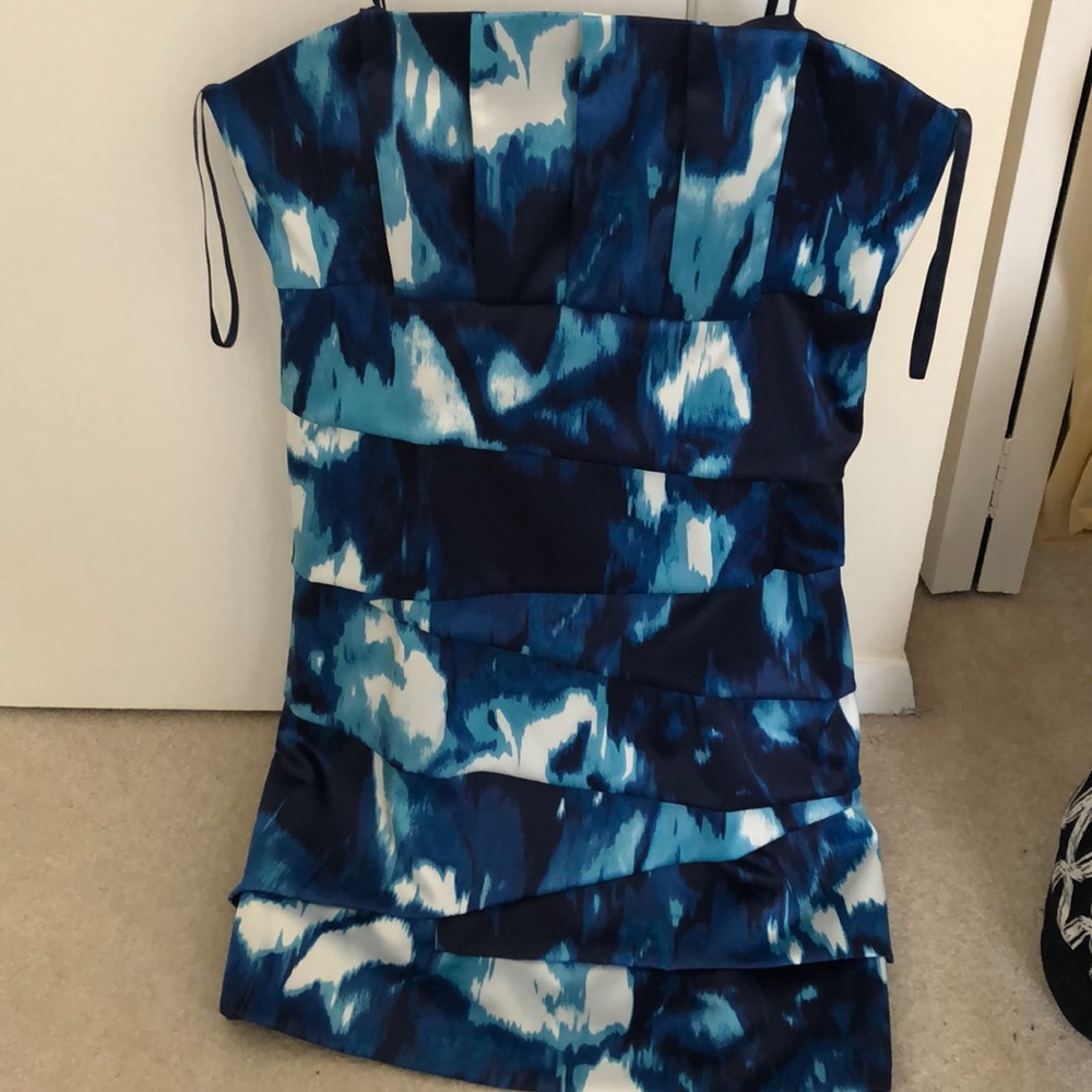 Strapless formal dress